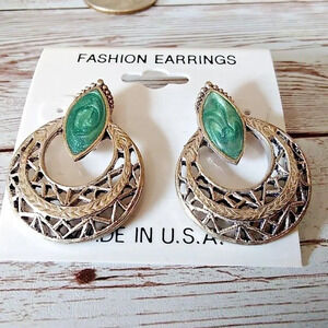 NWT Enchanting Blue and Silver Ethereal Drop Vintage 1980s Earrings